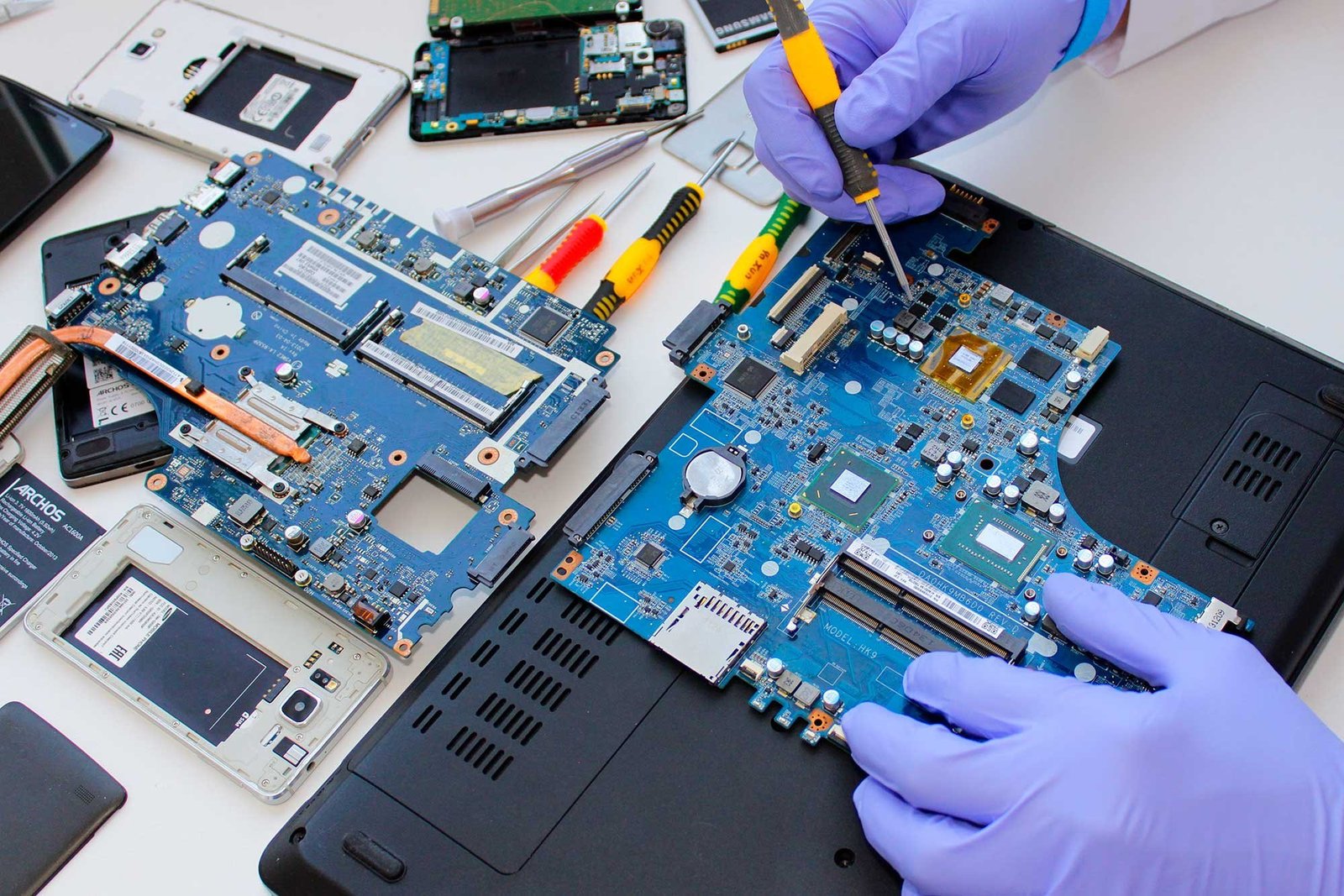 Laptop internal components and motherboard repair