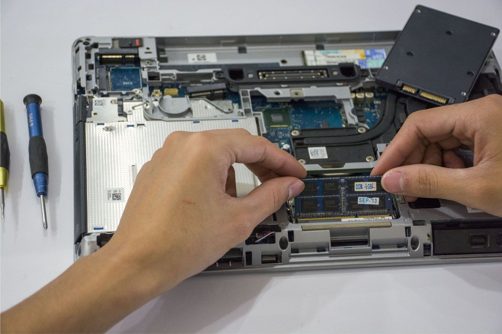 Laptop Repair in Qatar